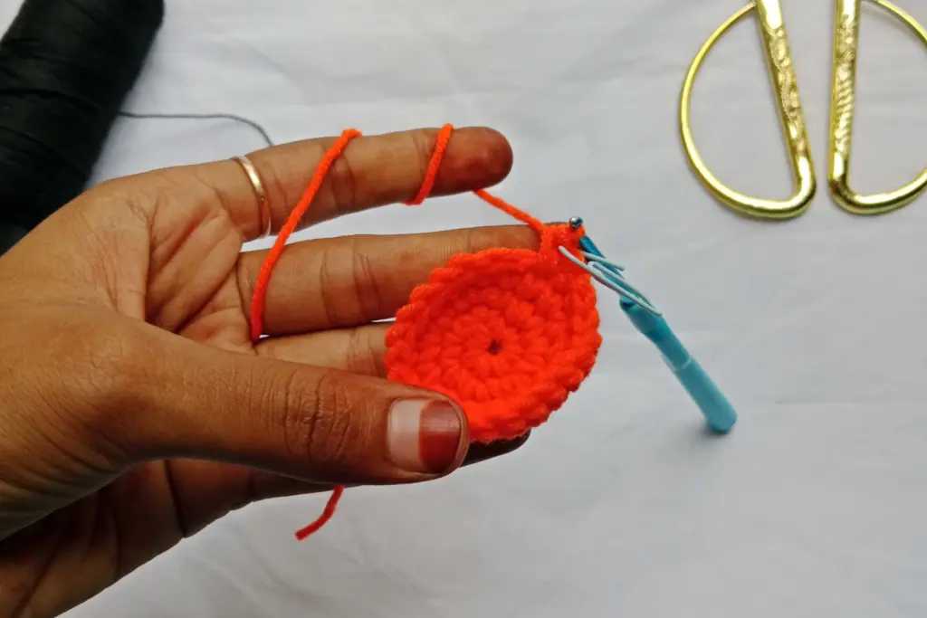 Crochet Basketball keychain Pattern