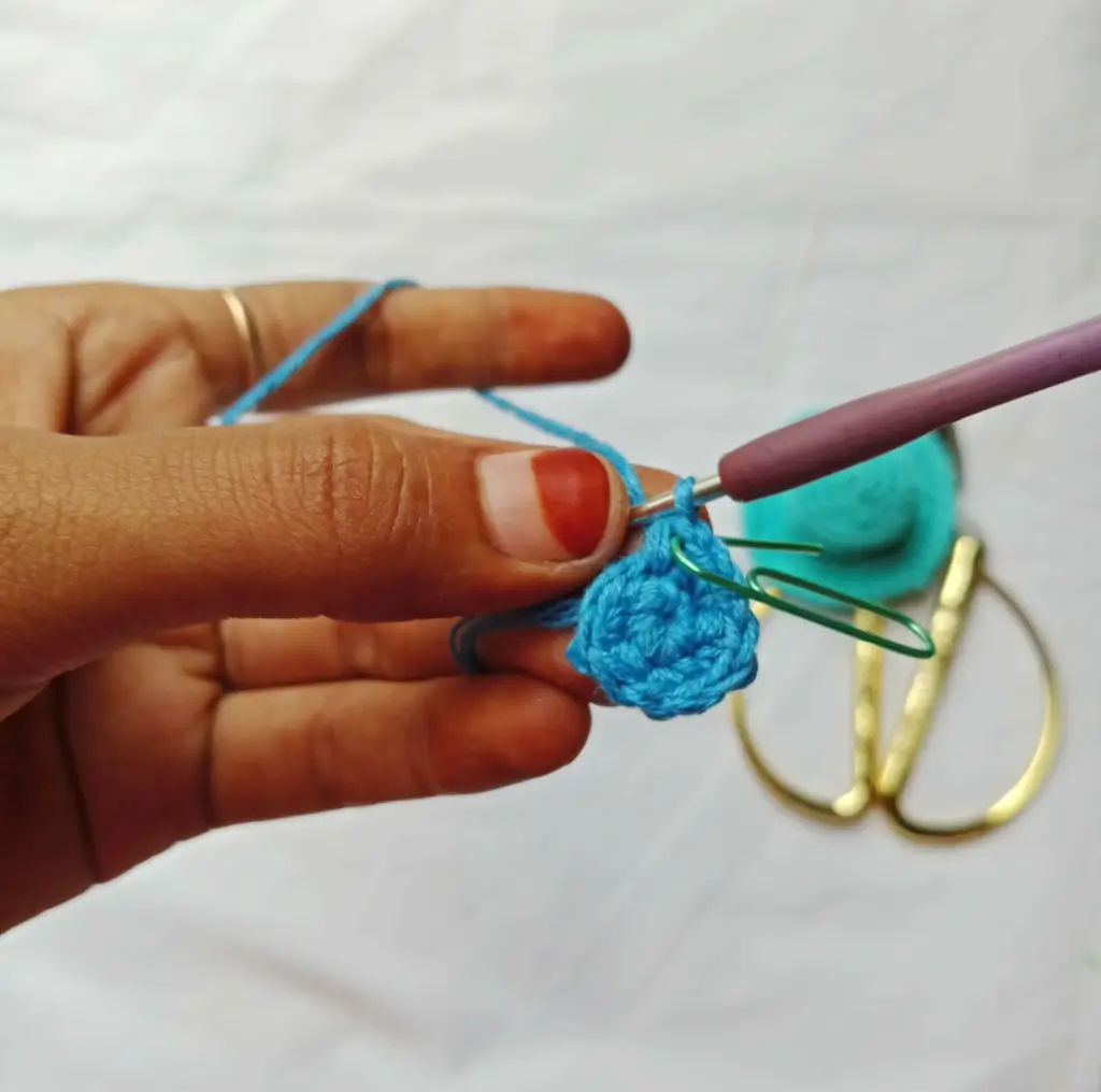 Simple Crochet Hat For Beginners