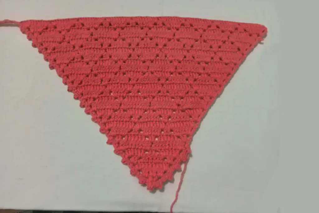 How to Crochet a Bandana with a Simple Flower Pattern