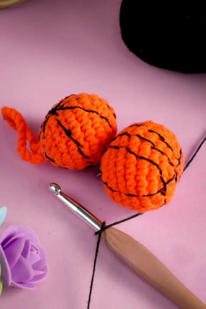 Crochet Basketball keychain Pattern