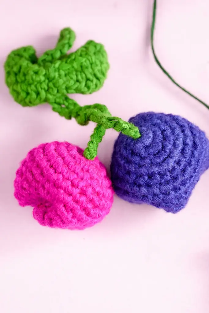Tulip Crochet Keychain- Step by Step Guide for Beginners