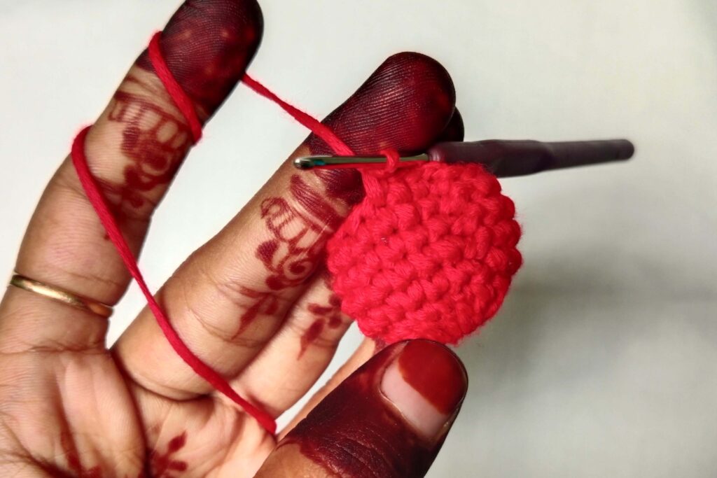 How to Crochet a Mini Hat for Beginners