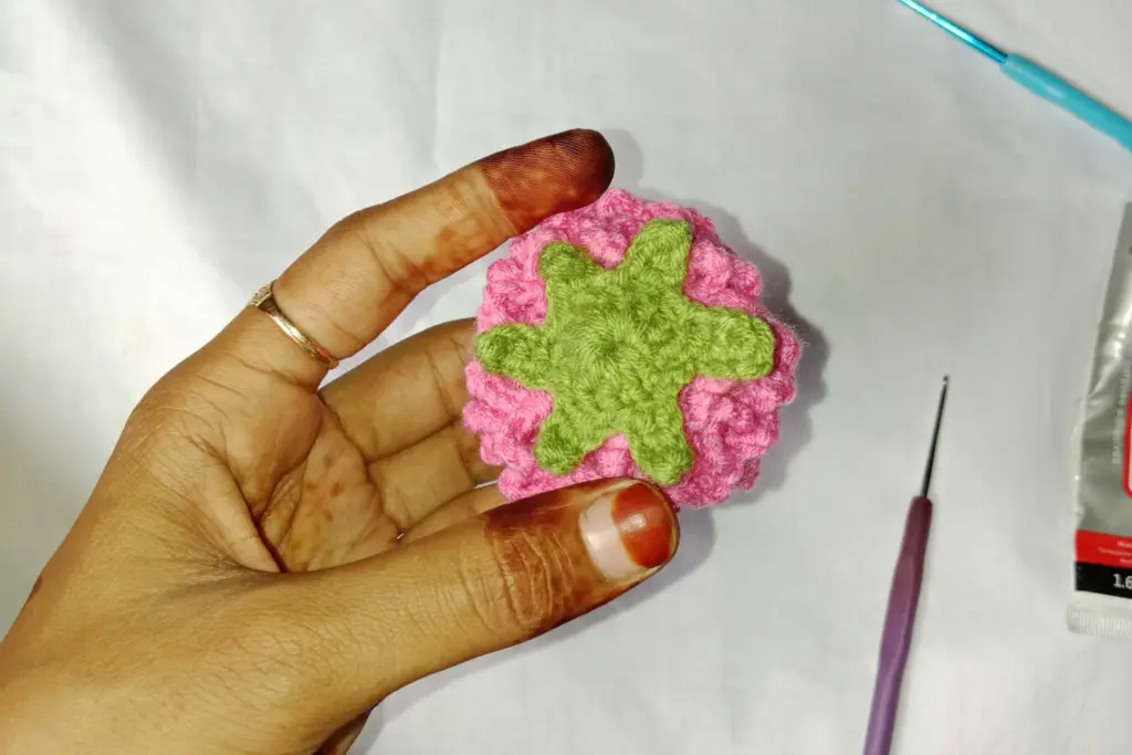 Assembling the Base and Pompon