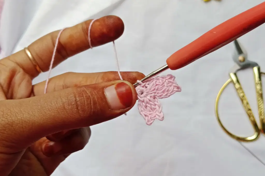 Repeating the Petal Structure Around the Center