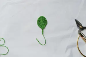 Crochet leaves