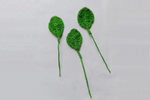 Crochet leaves